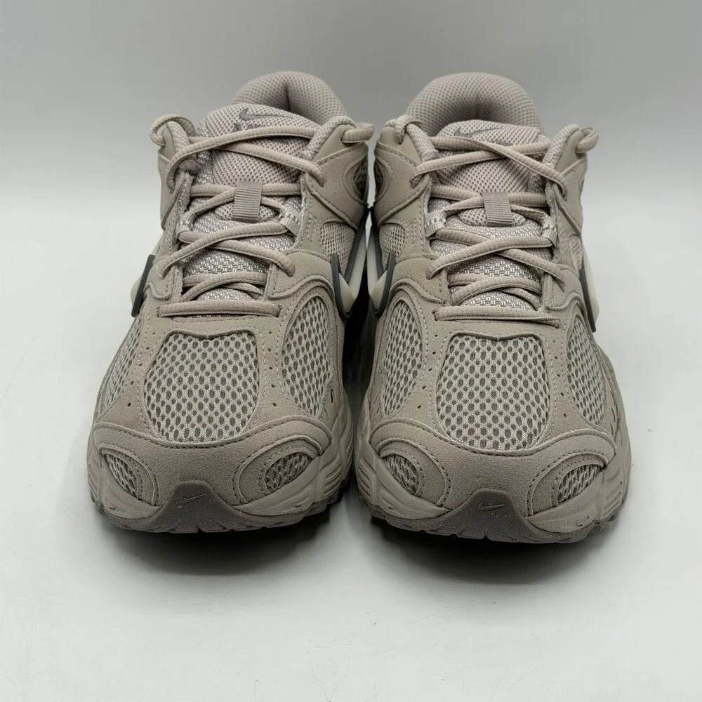 Womens Nike V5 RNR 116292-201 Moon Particle Size US 7.5 Sneaker Suede Mesh Shoes